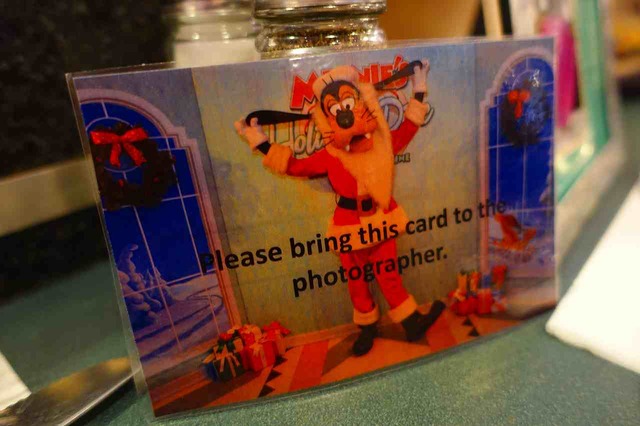 協力：ディズニー・ディスティネーション・インターナショナル As to Disney artwork, logos and properties： (C) Disney