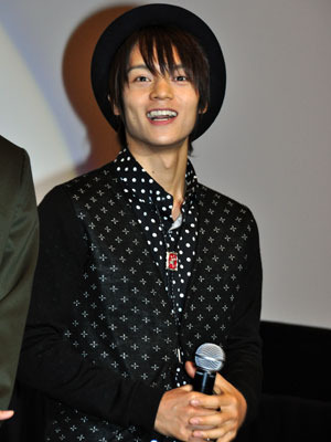 『僕たちは世界を変えることができない。』初日舞台挨拶