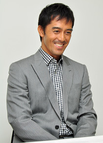 『天国からのエール』阿部寛×ミムラ　photo：Naoki Kurozu