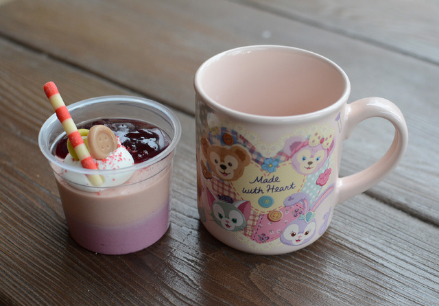 「ケープコッド・クックオフ」スーベニアプレートが付いたデザート