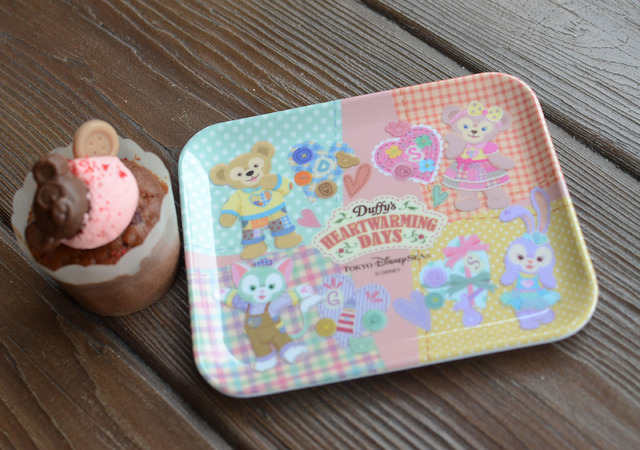 「ケープコッド・クックオフ」スーベニアプレートが付いたデザート