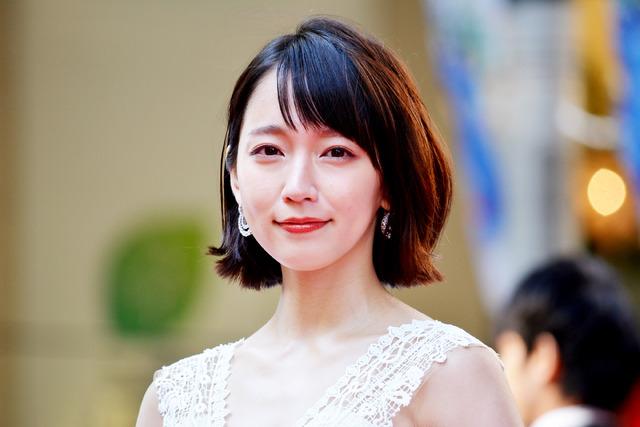 吉岡里帆／「VOGUE JAPAN WOMEN OF THE YEAR 2017」の授賞式・記者会見