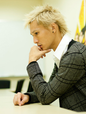 『スマグラー おまえの未来を運べ』安藤政信　photo：Toru Hiraiwa