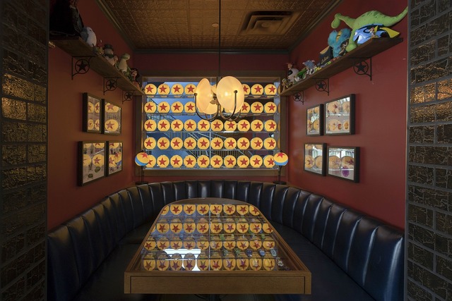 アナハイムの映えスポ＆映えメシ画像22連発！As to Disney artwork, logos and properties： (C) Disney