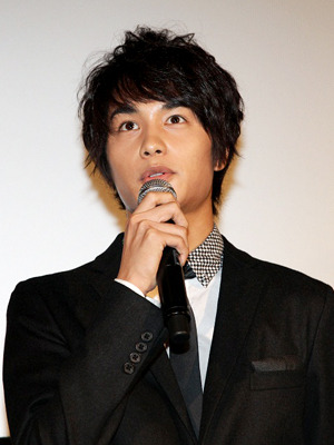 『ハラがコレなんで』 中村蒼