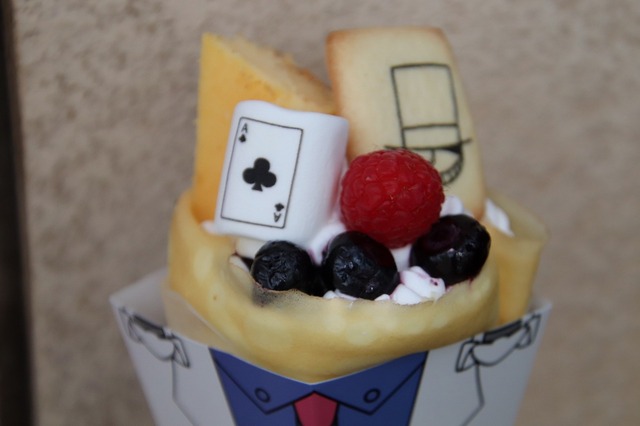 名探偵コナン・クレープ各種（￥740～）画像提供：ユニバーサル・スタジオ・ジャパンTM & (C) Universal Studios.All rights reserved.