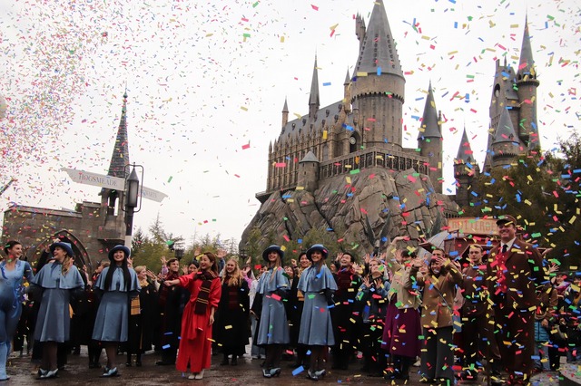 Usj 石原さとみ 熱量をあげて ハリポタエリア5周年開幕セレモニー Cinemacafe Net