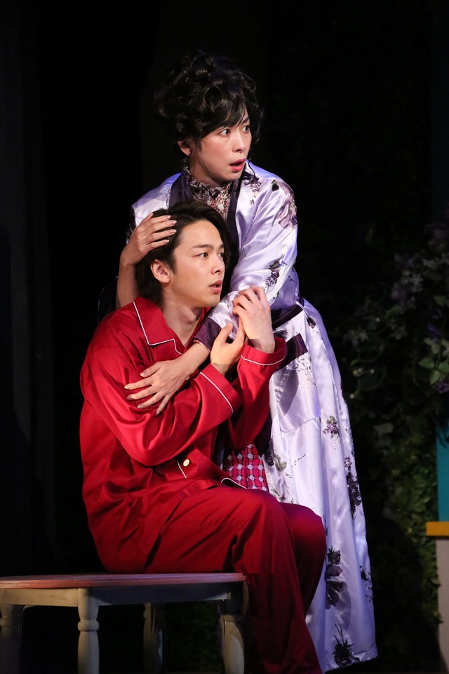 M&Oplaysプロデュース「クラッシャー女中」 撮影:宮川舞子