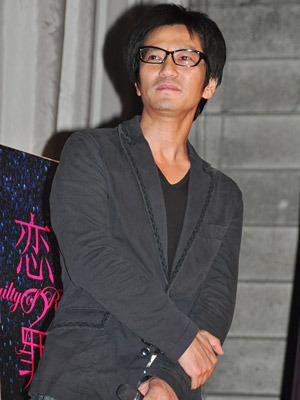 『恋の罪』　津田寛治