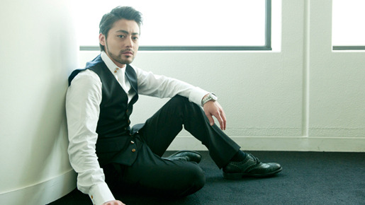 『指輪をはめたい』　山田孝之　photo：Toru Hiraiwa