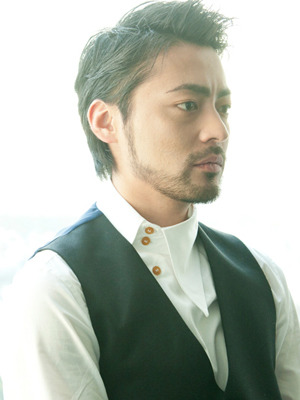 『指輪をはめたい』　山田孝之　photo：Toru Hiraiwa