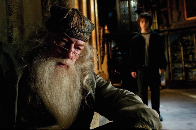 『ハリー・ポッターと炎のゴブレット』　Harry Potter characters, names and related indicia are trademarks of and （C）Warner Bros. Entertainment Inc.Harry Potter Publishing Rights （C） J.K.R. （C）2019 Warner Bros. Entertainment Inc. All rights reserved.