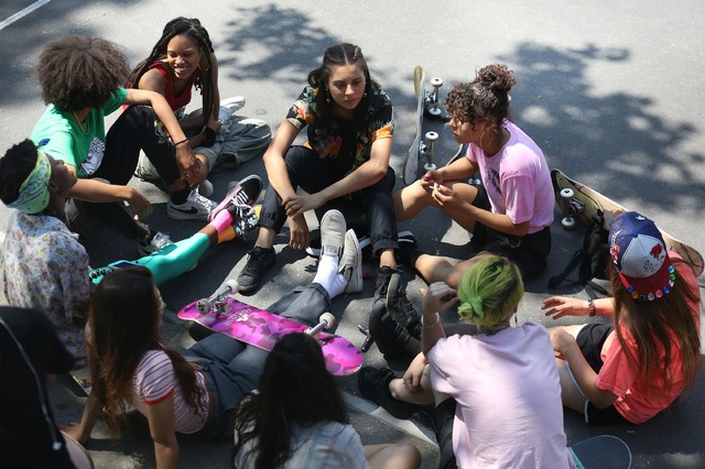 『スケート・キッチン』（ｃ）2017 Skate Girl Film LLC.