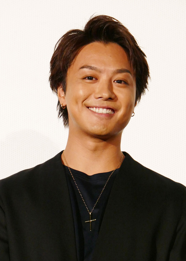 Takahiro 初の時代劇映画 市原隼人 岡田義徳と三者三様の信長に 3人の信長 Cinemacafe Net