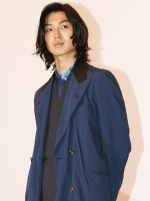 『ハードロマンチッカー』初日舞台挨拶