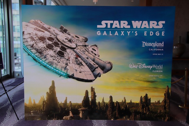 ※取材時の状況に基づいて記事化しています。紹介したイベント、メニューなど、すべての情報は、予告なく、変更になる場合があり得ます。(C) Disney/Lucasfilm Ltd. (C) ＆ TM Lucasfilm Ltd.As to Disney artwork, logos and properties： (C) Disney