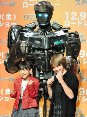 『リアル・スティール』ダコタ・ゴヨ＆ショーン・レヴィ来日記者会見