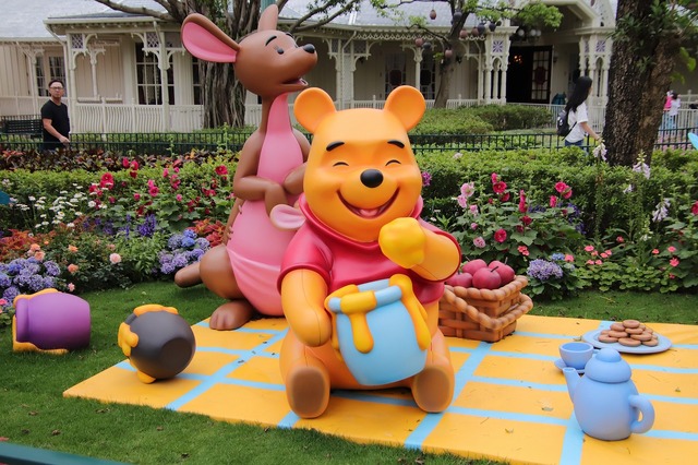 チケットを値上げした香港ディズニー☆