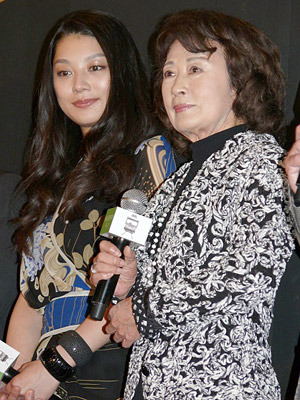 『RAILWAYS 愛を伝えられない大人たちへ』初日舞台挨拶