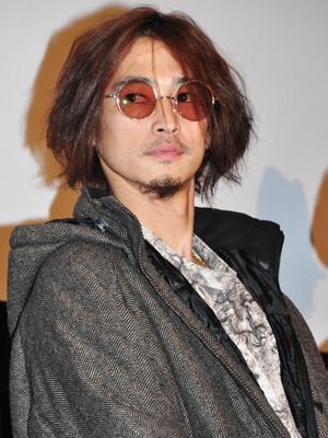 『アグリー／UGLY』舞台挨拶