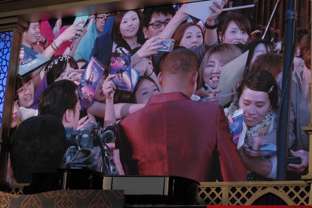 『アラジン』来日マジック・カーペットイベント