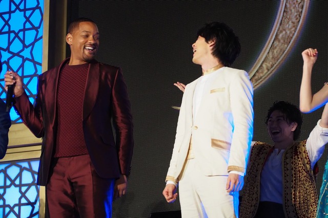 『アラジン』来日マジック・カーペットイベント