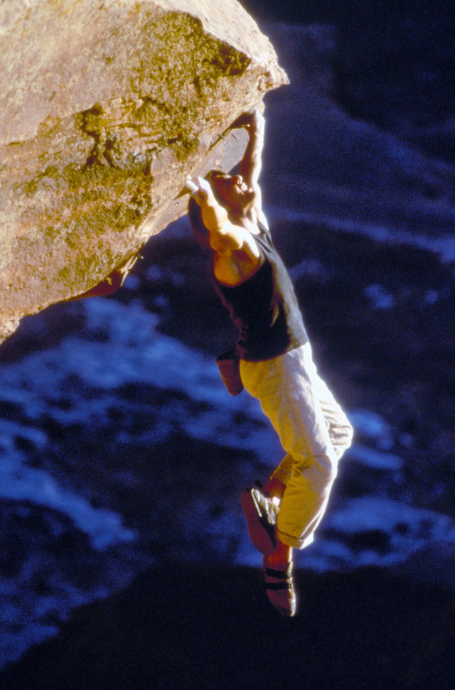 『M:i:II』（C）PARAMOUNT PICTURES. ALL RIGHTS RESERVED.