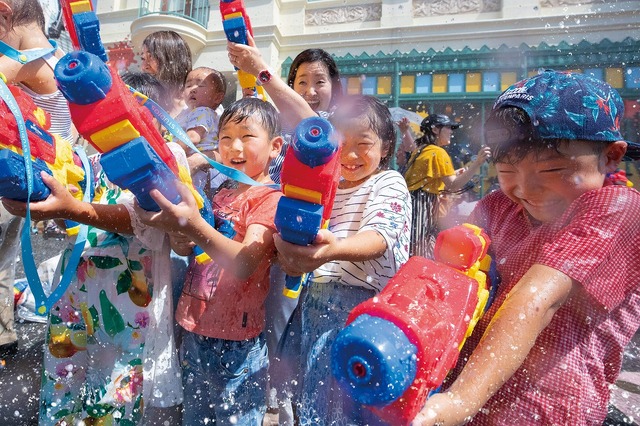 画像提供：ユニバーサル・スタジオ・ジャパン Despicable Me, Minion Made and all related marks and characters are trademarks and copyrights of Universal Studios. Licensed by Universal Studios Licensing LLC. All Rights Reserved.(C) 尾田栄一郎／集英社・フジテレビ・東映アニメーション(C) 尾田栄一郎／2019「ワンピース」製作委員会