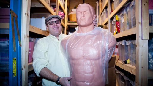 スラッシーをかける練習をするための人形。名前はボブ。現在のボブは5体目なのだそう -(C)KAORI SUZUKI