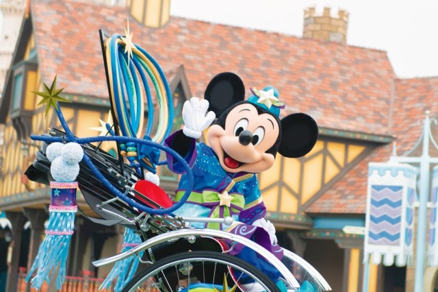 今年も開幕七夕イベント☆(C) Disney