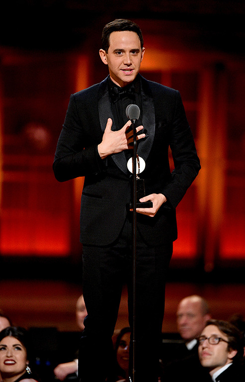 トニー賞ミュージカル主演男優賞 サンティーノ・フォンタナ「トッツィー」（C）Getty Images