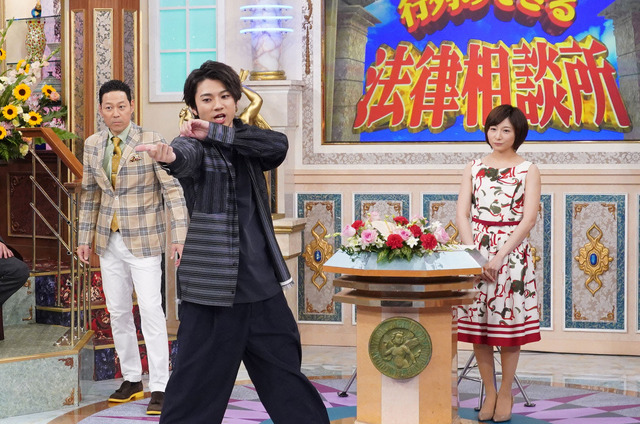 「行列のできる法律相談所」 (C) NTV