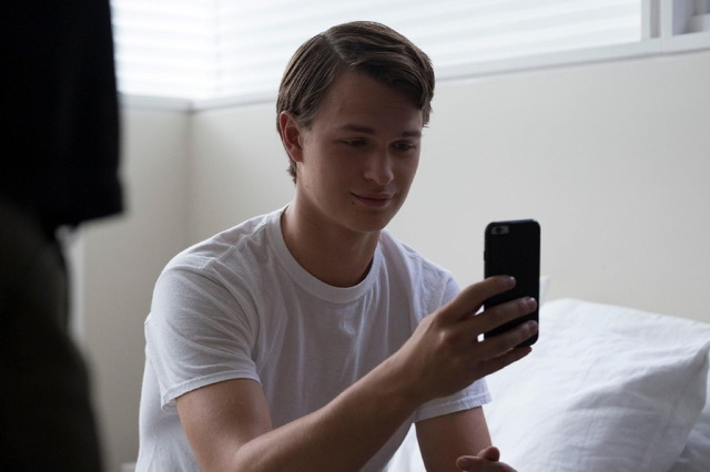 『ジョナサン-ふたつの顔の男-』 (C) 2018 Jonathan Productions, Inc. All Rights Reserved