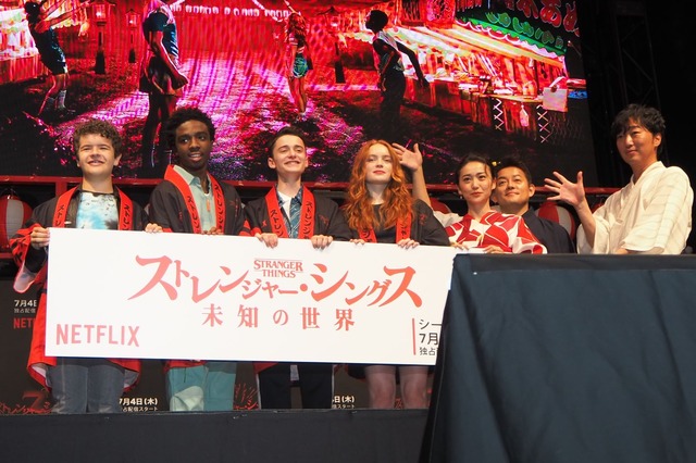 Netflix オリジナルシリーズ「ストレンジャー・シングス 未知の世界3」“夏祭り”