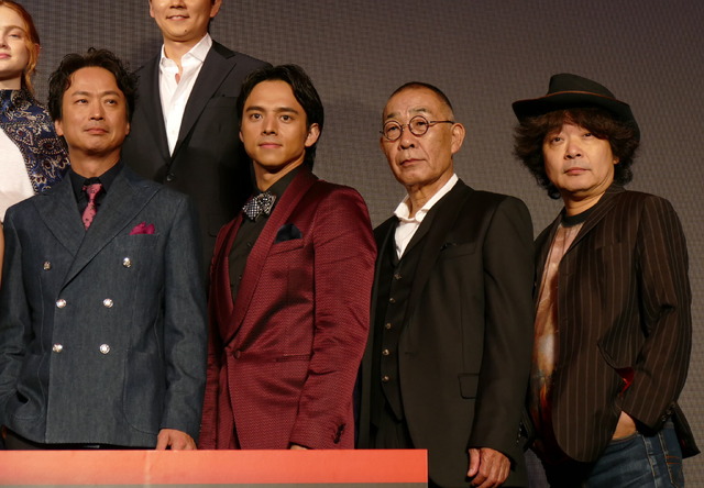 「Netflixオリジナル作品祭」園子温監督、椎名桔平ら「愛なき森で叫べ」