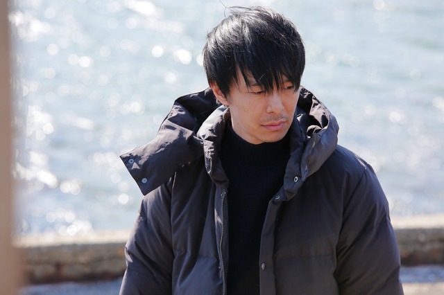 発売元：キノフィルムズ/木下グループ　　　販売協力：ハピネット・メディアマーケティング　　(C)2018「半世界」FILM PARTNERS