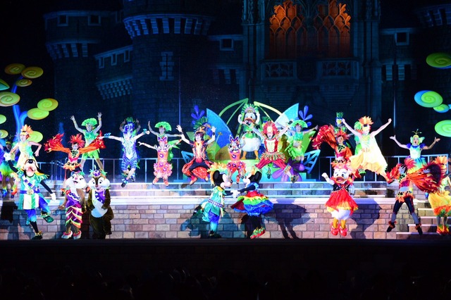 新エンターテイメント「オー！サマー・バンザイ！」