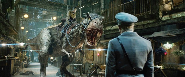 『アイアン・スカイ／第三帝国の逆襲』（C）2019 Iron Sky Universe, 27 Fiims Production, Potemkino. All rights reserved.