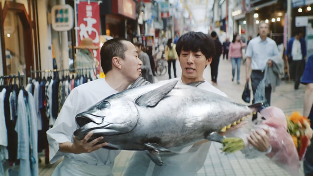 高橋一生出演新CM「笑って幸せに」篇