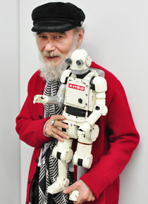 『ロボジー』五十嵐信次郎　photo：Naoki Kurozu