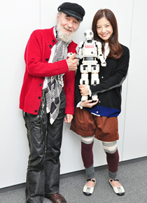 『ロボジー』 五十嵐信次郎×吉高由里子　photo：Naoki Kurozu