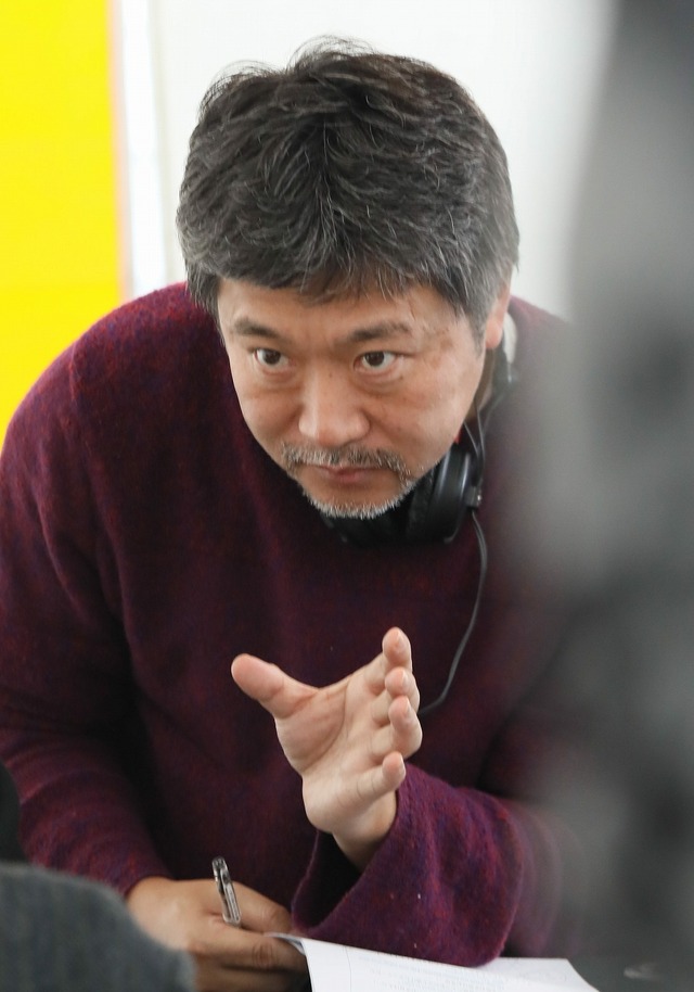 『真実』Photo L. Champoussin (C)3B-分福-Mi Movies-France 3 Cinema