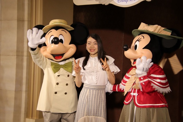 女子フィギュア紀平梨花がセレモニー登場☆(C) Disney