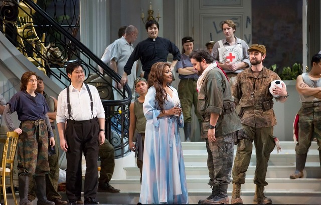 『ベル・カント』 -(C) Fabula, FunnyBalloons, AZ Films, Setembro Cine, WilliesMovies, A.I.E. Santiago de Chile, 2016