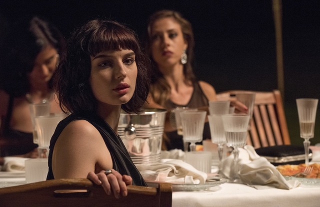 『LORO 欲望のイタリア』（C）2018 INDIGO FILM PATHE FILMS FRANCE 2 CINEMA