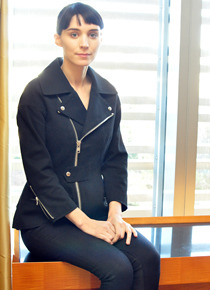 『ドラゴン・タトゥーの女』　ルーニー・マーラ　photo：Naoki Kurozu