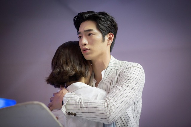 「キミはロボット」　Licensed by KBS Media Ltd.（C)2018 KBS. All rights reserved