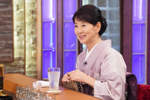 天海祐希 石田ゆり子 スナックあけぼの橋 第4弾開店 吉永小百合 高良健吾ら初来店 Cinemacafe Net
