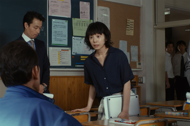 『ブルーアワーにぶっ飛ばす』　(C) 2019「ブルーアワーにぶっ飛ばす」製作委員会