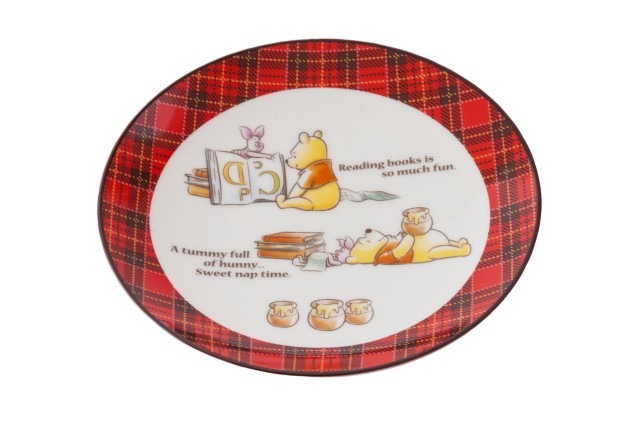 プレート（800円）(C) Disney. Based on the “Winnie The Pooh” works by A.A.Milne and E.H.Shepard.